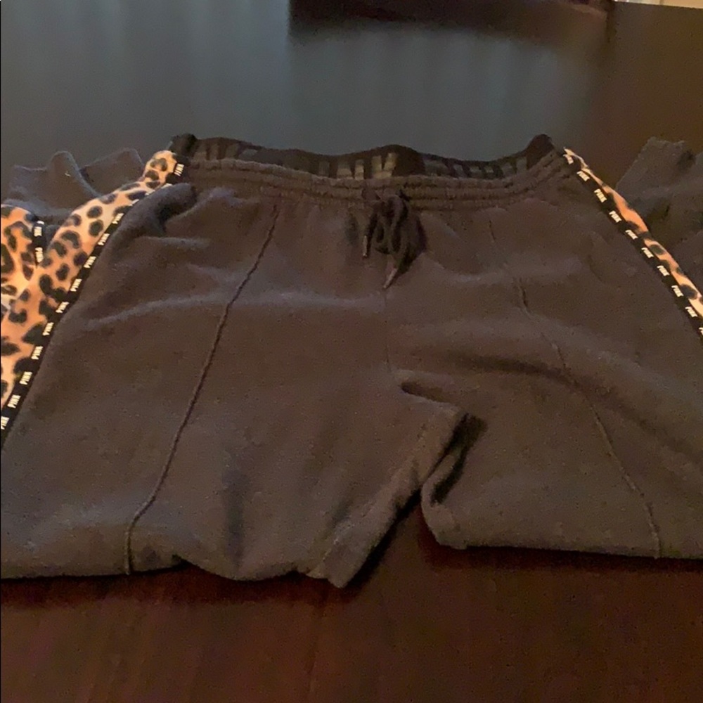 VS Pink joggers